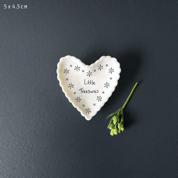 'Little treasures' Small Scalloped Heart Dish