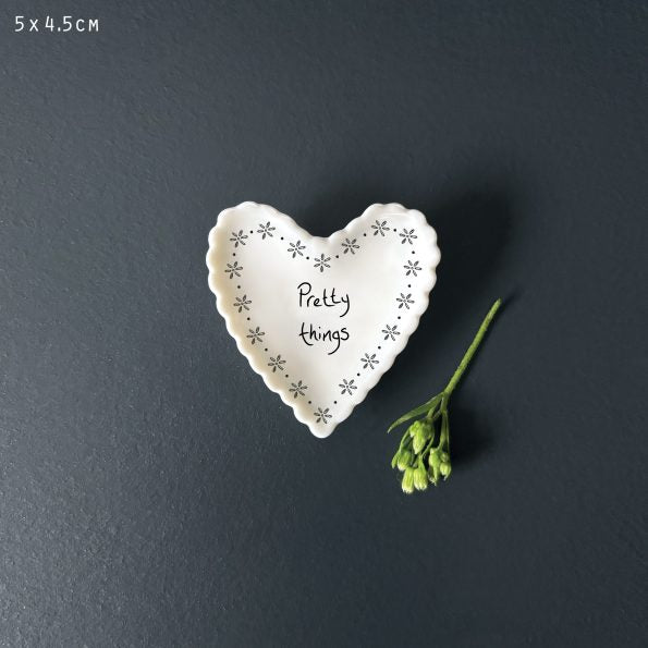 'Pretty things' Small Scalloped Heart Dish