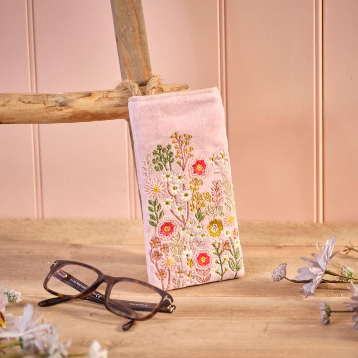 Ditsy Floral Velvet Glasses Case