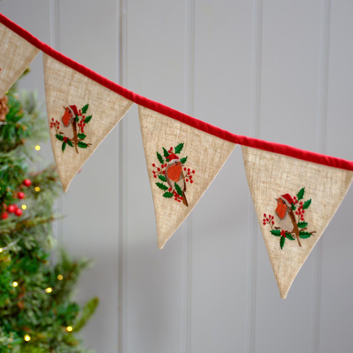 Christmas Robin Embroidered Bunting