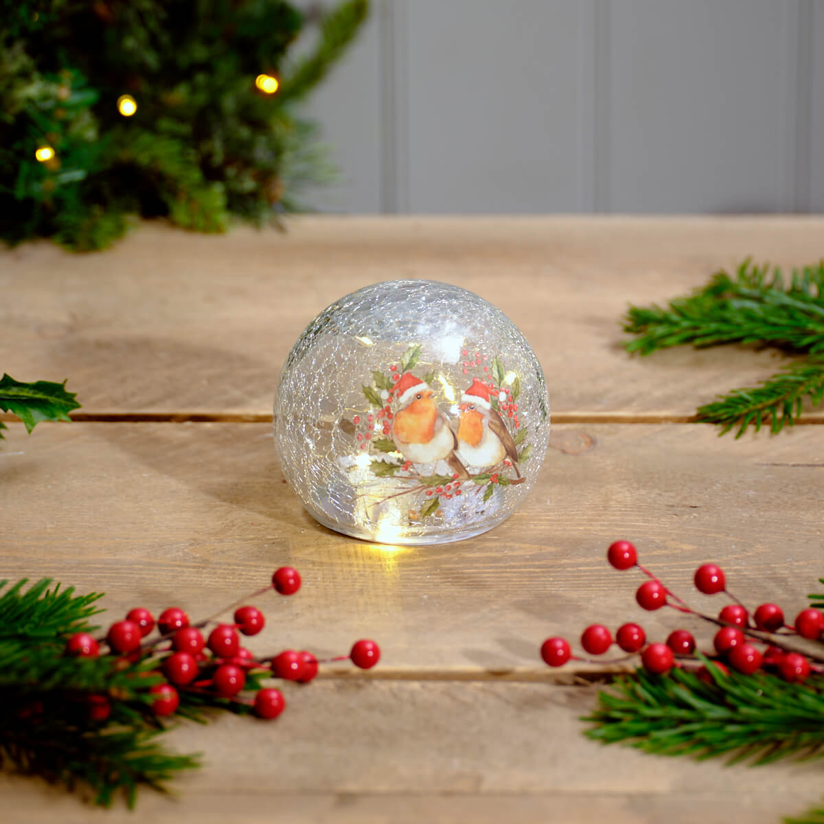 Christmas Robin Crackle Ball LED