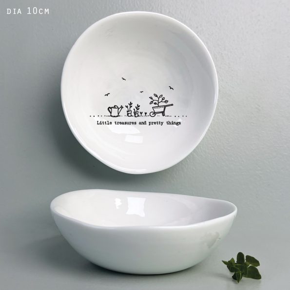 'Little treasures and pretty things' Medium Trinket Dish