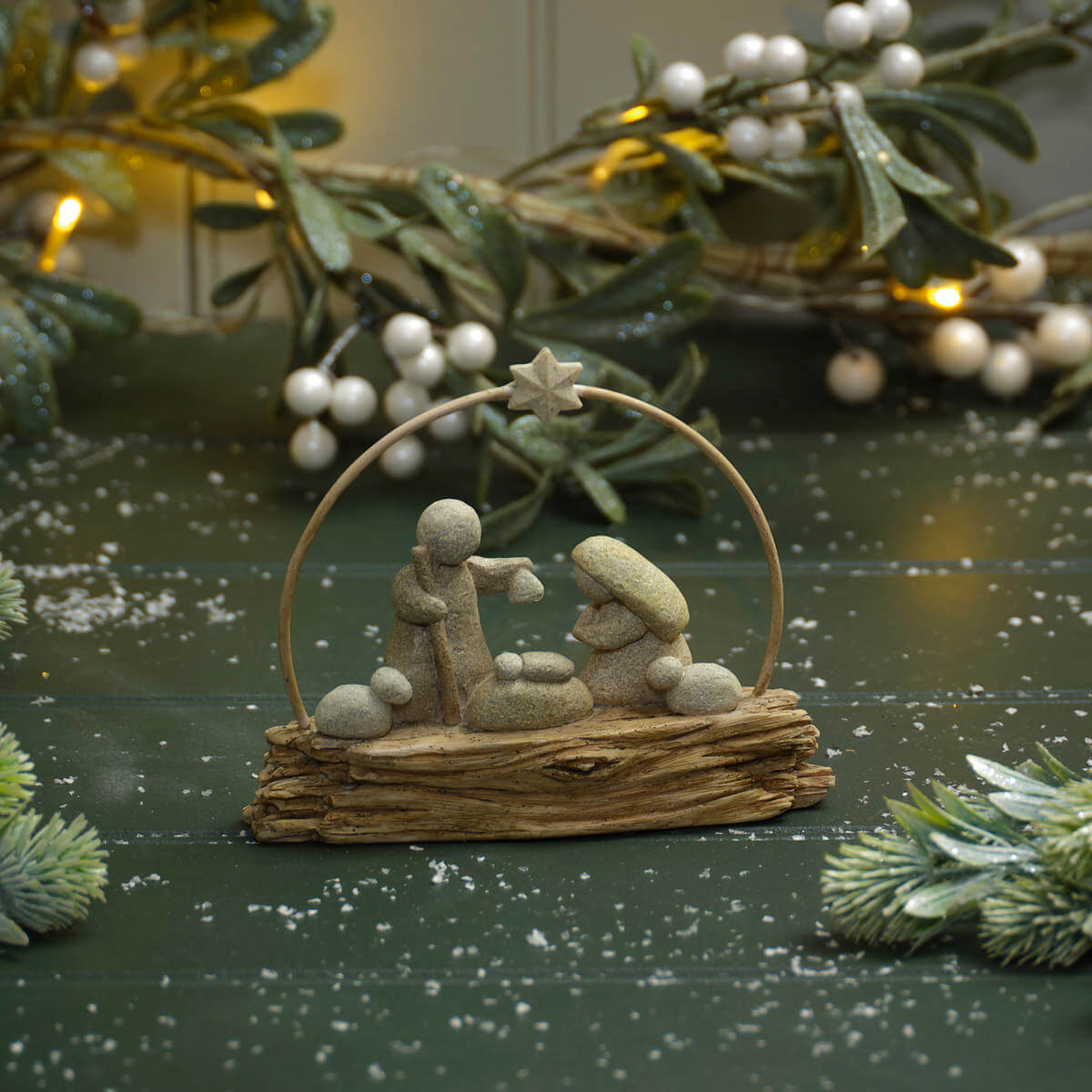 Nativity Scene with Metal Hoop and Star Ornament