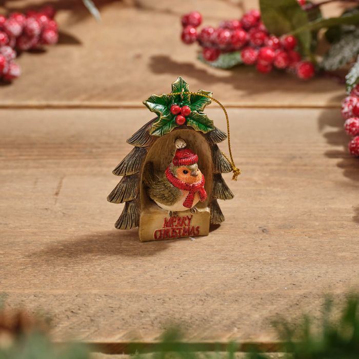 Robin in Christmas Tree Resin Hanger