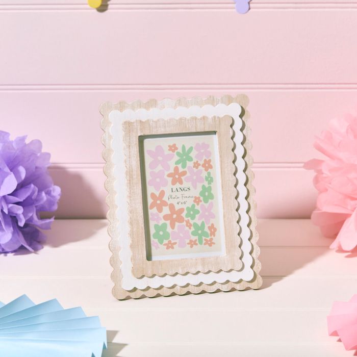 Wood Triple Layer Scalloped Photo Frame
