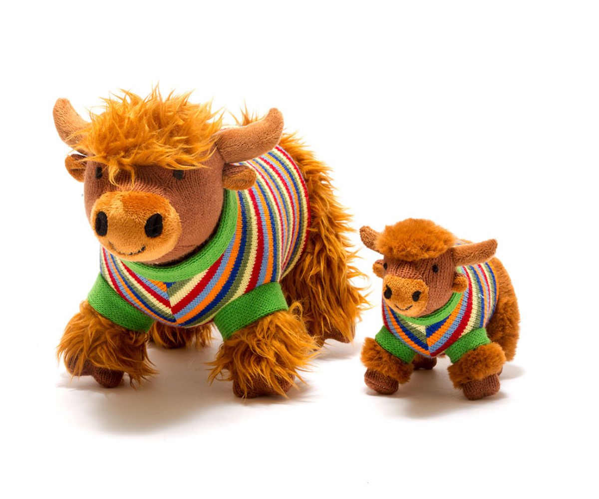 Highland Cow Rattle with Stripe Jumper – Dalscone Farm